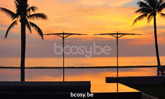 TUUCI Central centre aluminium pole Market sunshades Umbrellas.