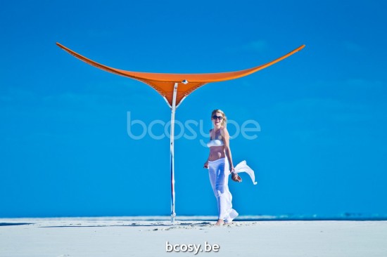 TUUCI Central centre aluminium pole Market sunshades Umbrellas.