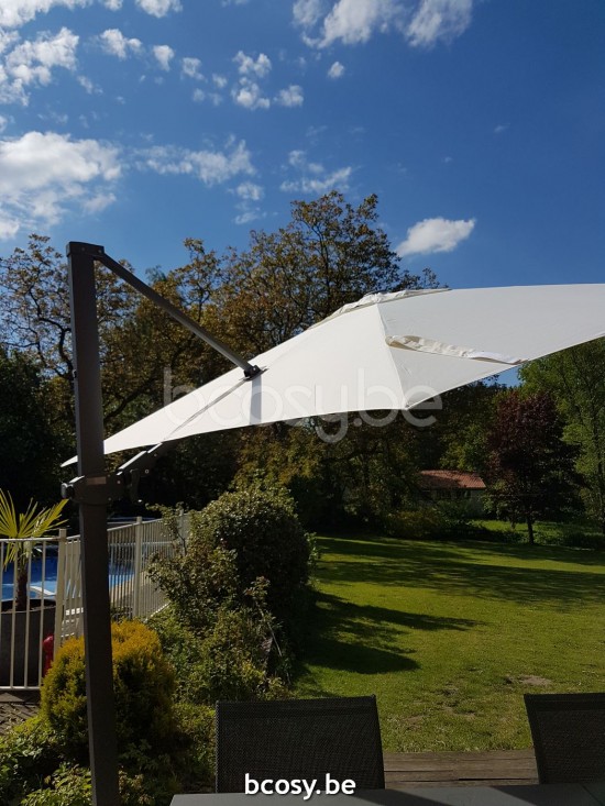 Jardinico ANTEGO 200x300 Rechthoekige Vrijhangende Parasol 2x3 Mast Zwart Doek Natural Classic-Acryl solids.