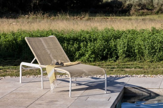 Vincent Sheppard Loop lits de jardin bain de soleil Fauteuils de relaxation chaises longues Cadre en Aluminium Blanc dune Cor