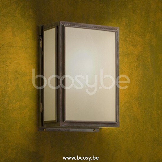 Tekna Nautic Essex Small-dark bronze-frosted glass.