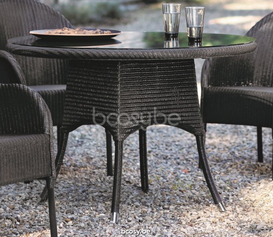 Vincent Sheppard Nimes tables de jardin Dia 110 Lloyd Loom Noir.