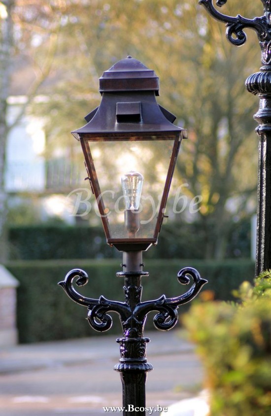 Feluce FEL-182 Feluce Lantaarnpaal lamp brons.