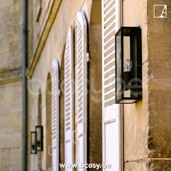 Authentage VIT002008 Authentage VITRINE outdoor wall lamps lights E27 Bronze Authentage Outdoor Wall Lamps.