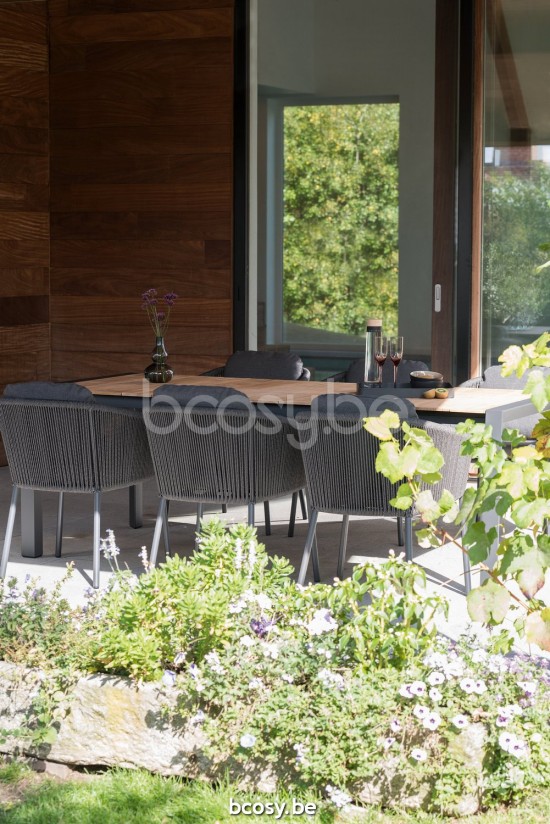 Diphano Omer garden outdoor dining armchairs PCA Lava Rope Graphite 5mm.