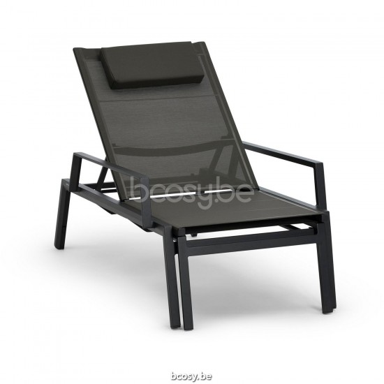 Diphano Selecta Stackable deck chair with wheels with arms Aluminium Lava Frame single layer Batyline Cafe Fabric.