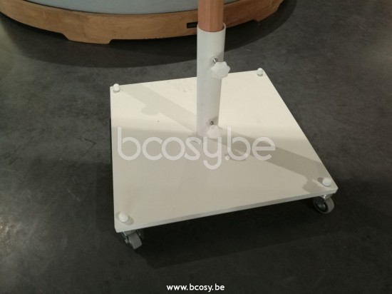 Jardinico ELBA Square Parasol Base Elba Medium 44 Kg White Steel.