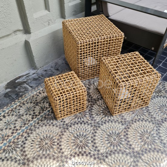 Jardinico SOLORE Square Led Light 34x34 Cube Medium Natural.