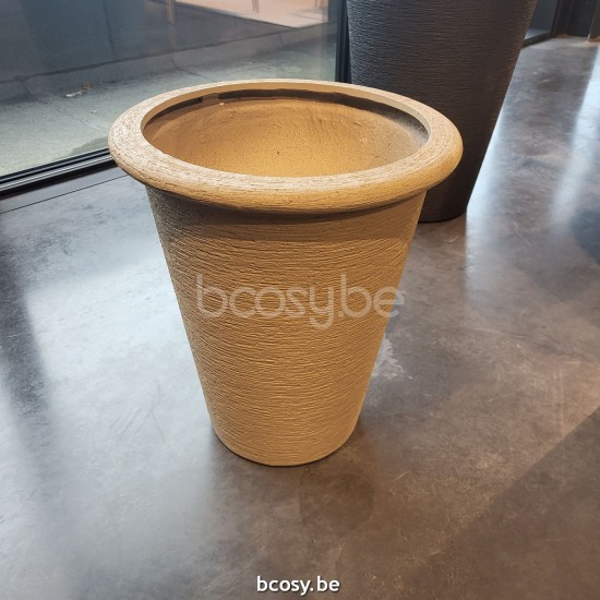 Jardinico TERRA Round Plant Pot Terra Classic Medium Sabbia.