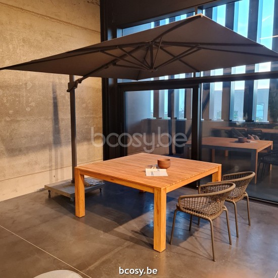 Jardinico YUNA garden outdoor dining armchairs.