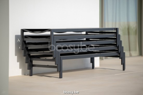 Jati Kebon Sylt Sonnenliege Stapelbarer Loungesessel Ohne kissen Weißes mattes Aluminium.