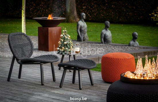 Jati Kebon Skate Alu Stuhl mit tiefem Sitz Ohne kissen Aluminium anthrazit matt Schnur Holzkohle.