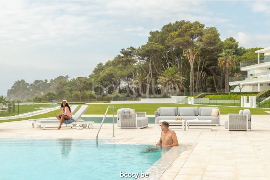 Jati Kebon Durbuy Base salon 3 places Sans coussins Aluminium blanc mat.