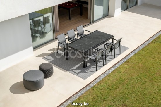 Jati Kebon Livorno Ausziehbarer Gartentisch Aluminium schwarz matt Tischplatte Keramik Graphite grey.