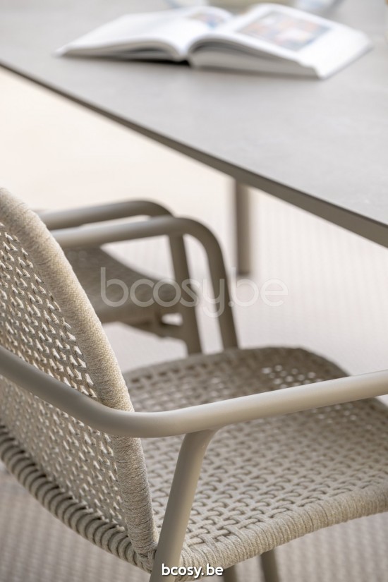 Jati&Kebon Durham chaises de jardin empilables Couleur sable Linnen.
