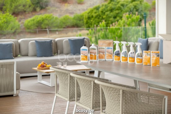 Jati Kebon Jkcare Teak onderhoudsset 3-in-1 met teak reiniger, teak beschermer en gereedschap, 2x 1000 ml.