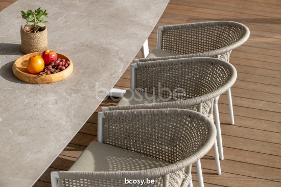 Jati Kebon Elko Gartentisch Weißes mattes Aluminium Tischplatte Keramik Palladium grey 12mm.