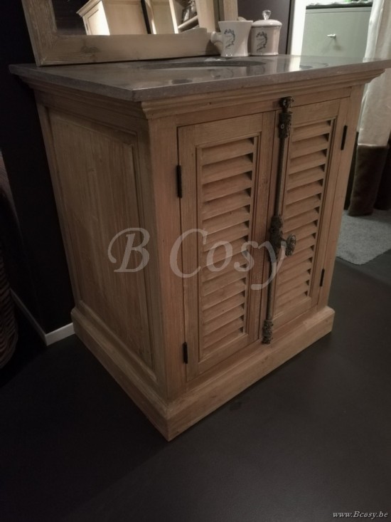 COTTAGE COUNTRY SALLE DE BAINS MEUBLE RUSTIQUE PORTES PERSIENNES VIEUX PIN Lee&Lewis Belgique Timeless Living BATHROOM BATH110W meuble lavabo salle de bains style rural cottage campagnard rétro rustic