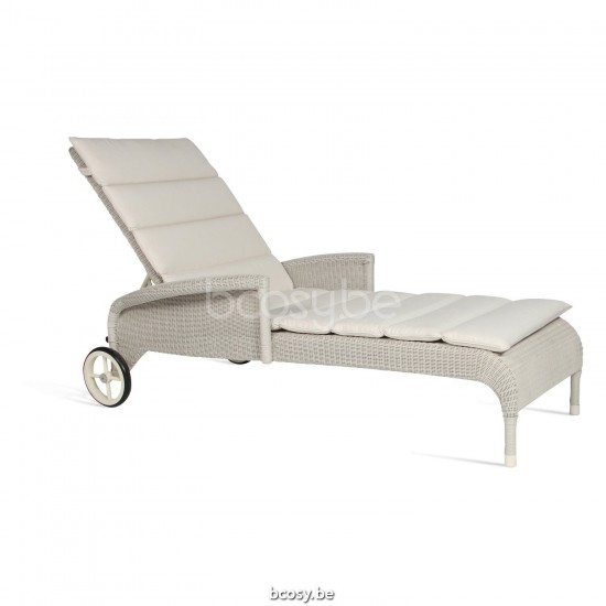 Vincent Sheppard Safi Zonnebed Met Armen Old Lace Wicker Polyethyleen.