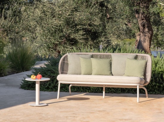 Vincent Sheppard Canapé de jardin KODO Kodo Canapé de salon Cadre en Aluminium Blanc dune Corde Blanc dune Polypropylène.