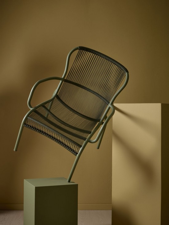 Vincent Sheppard LOOP Rope Loungestuhl Loop Lounge Stuhl Rahmen aus Moos Aluminium Moos Gehäkelte Kordel Polypropylen.