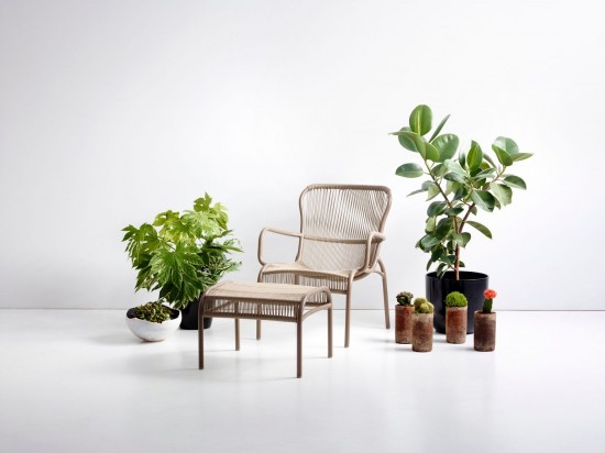 Vincent Sheppard Loop Voetsteun Taupe Aluminium frame.