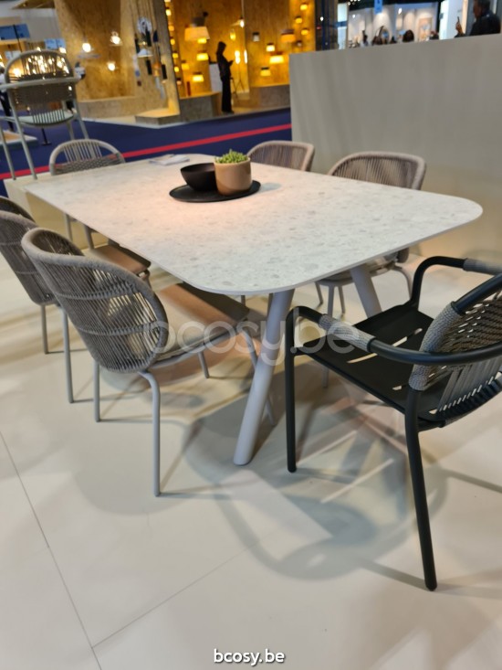 Vincent Sheppard Kodo Aussen gartenstuhl gartenstuehle Rahmen aus Dune Weiß Aluminium Dune Weiß Seil Polypropylen.