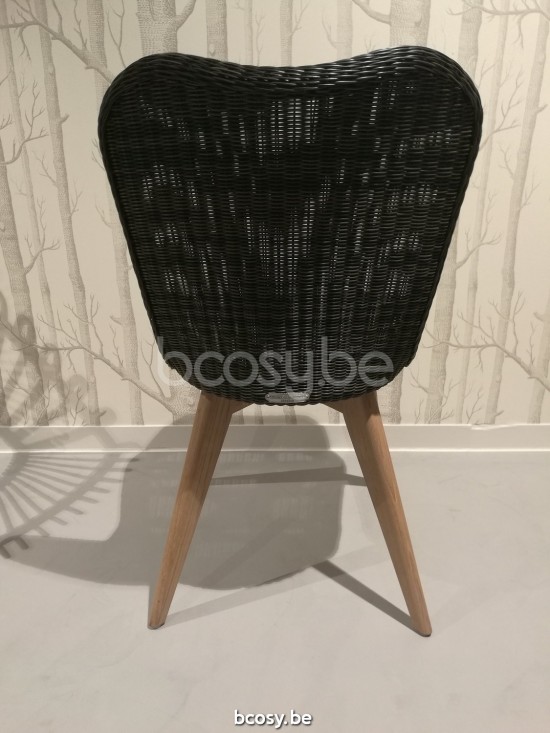 Vincent Sheppard Chaise Lena base teck Lena Chaise Cadre en Teck non traité Tressage Noir Polyéthylène.