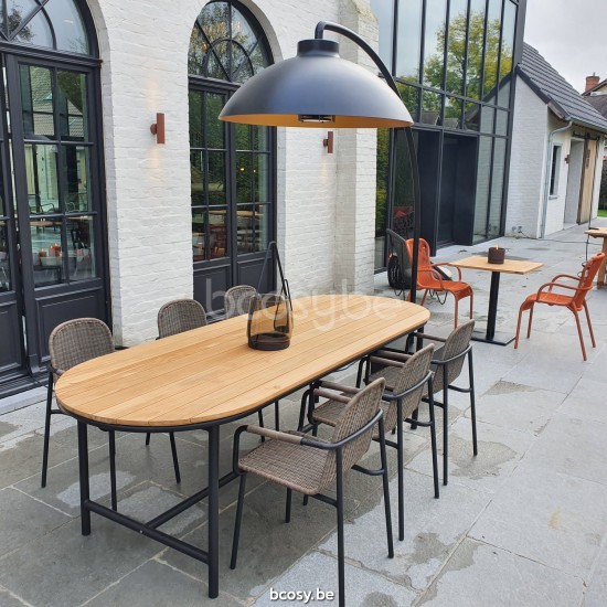 Vincent Sheppard Wicked Stuhl Rahmen aus Schwarz Aluminium Taupe Flechtwerk Polyethylen.