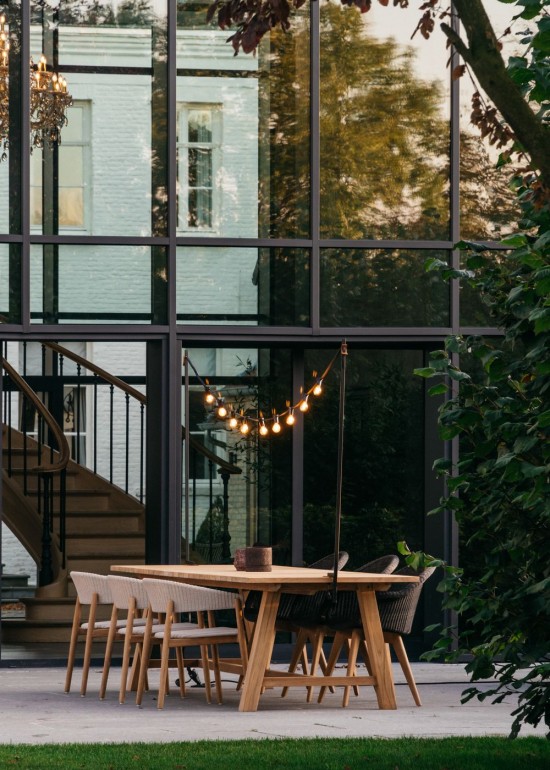 Vincent Sheppard Light My Table Outdoor Pendant lamps Pendants Black Steel frame.