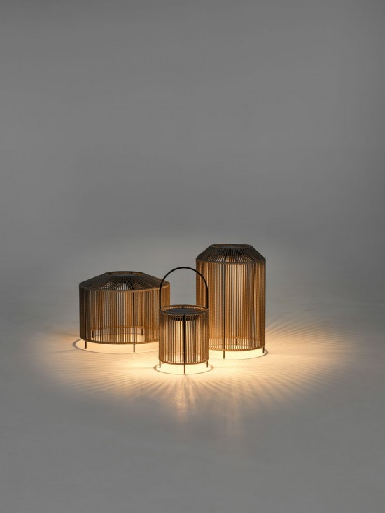 Vincent Sheppard Mora Petite lampe avec poignée Cadre en Acier Noir Corde Gris fossile Polypropylène.