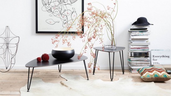 Vincent Sheppard Table basse Rozy S Rozy Forme plectre Table d'appoint Cadre en Acier Noir.