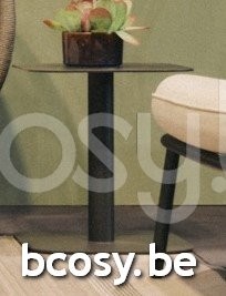 Vincent Sheppard Table d'appoint KODO Kodo Table d'appoint de jardin Cadre en Aluminium Gris fossile.