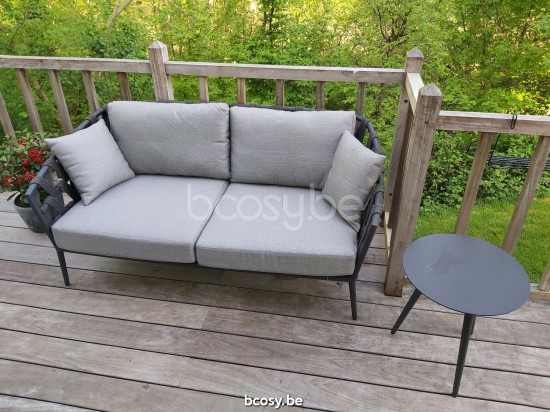 Vincent Sheppard Leo Garten Beistelltische Rahmen aus Lava Aluminium Round.