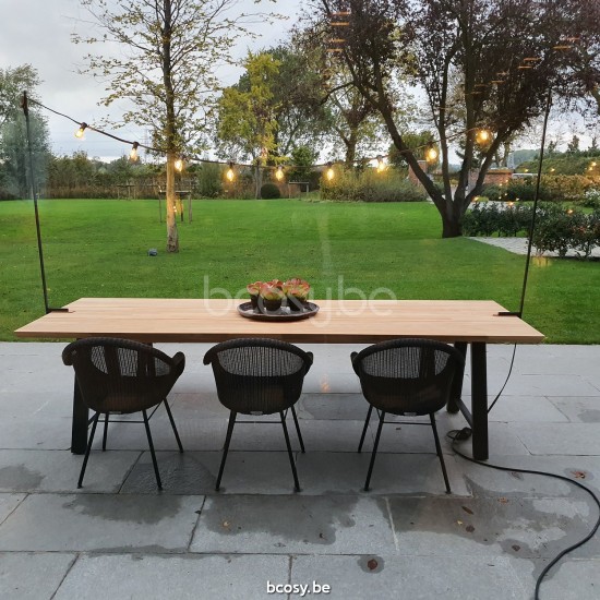 Vincent Sheppard Table D'extérieur Matteo Vincent Sheppard Matteo 285x100 Table de Jardin Cadre en Aluminium Noir.