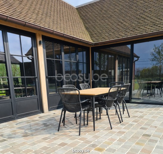 Vincent Sheppard Max Panneau En Teck 180x90 Table de Jardin Cadre en Aluminium Noir dessus de table Teck non traité.