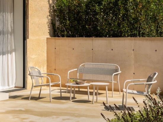 Vincent Sheppard Lilo Dia 60 Table ronde de jardin cadre en Aluminium Blanc dune dessus de table Aluminium Blanc dune.