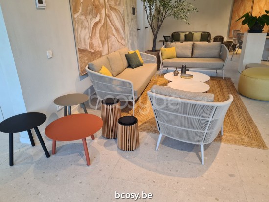 Vincent Sheppard Lilo Dia 45 Table d'appoint ronde de jardin cadre en Aluminium Taupe dessus de table Aluminium Taupe.