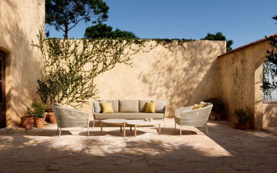 Vincent Sheppard Oda garden outdoor coffee tables Untreated Teak frame Dia 68.