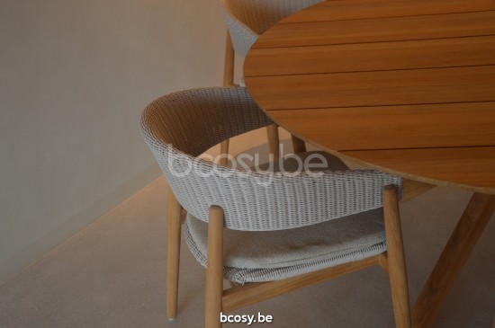 Vincent Sheppard Noa Rond Table ronde de jardin Cadre en Teck non traité dessus de table Teck non traité.